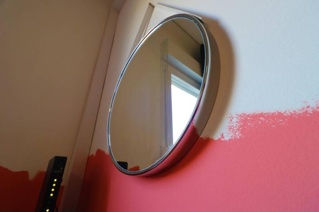 Room Emma,Between Bus And Train Station,Netflix,Speed Wi-Fi Zagreb Extérieur photo